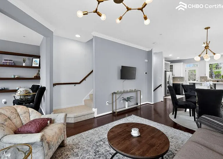 7450 Riding Meadow Way — Photo 10