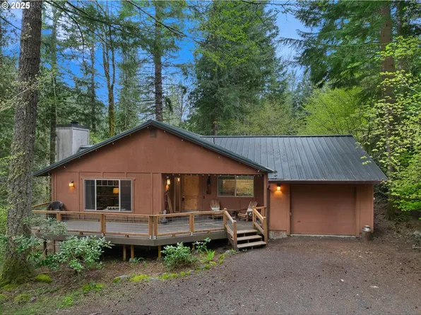 72683 E Village Loop Rd, Rhododendron, OR 97049