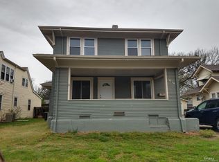 1014 S 9th St, Salina, KS 67401
