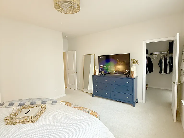 3426 Carlton St #7B — Photo 12