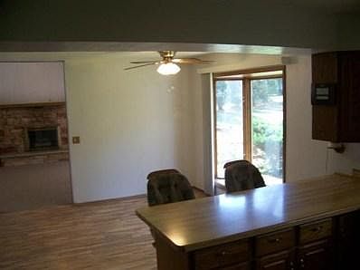 3rd image of 1124 Lincoln Ave