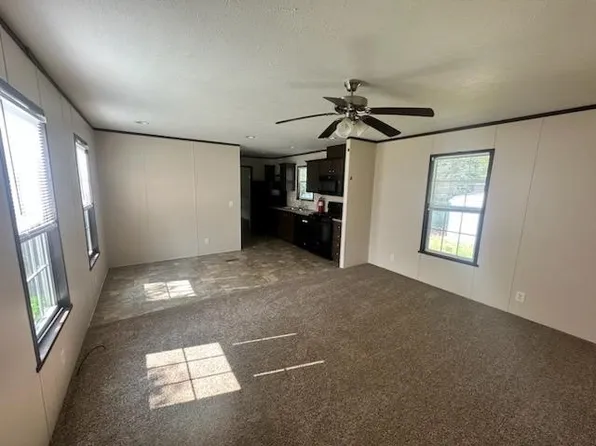 313 Darelnor St #12, Cadillac, MI 49601