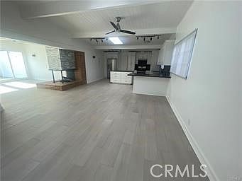 2nd image of 7915 Bothwell Rd