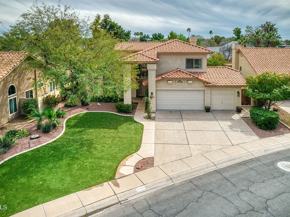 1st image of 1137 W Sherri Dr