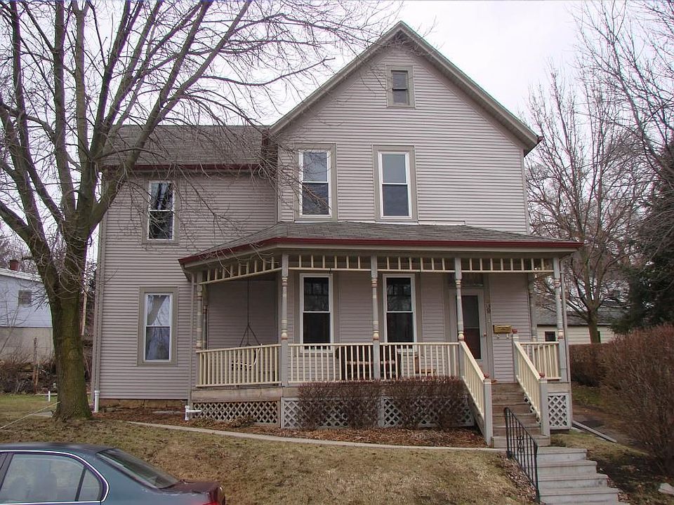 2nd image of 389 Glen Oak St