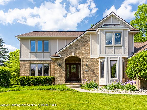 2nd image of 3580 Chippendale Cir
