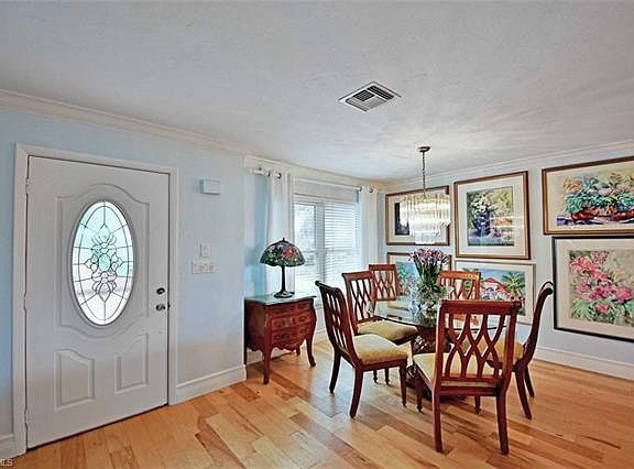 3rd image of 430 Battersea Ct