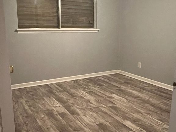 5th image of 3226 Virgina St