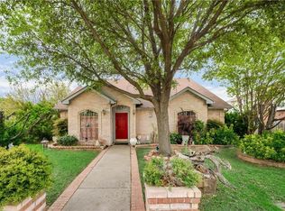 1400 Saint Gallen Ln, Lewisville, TX 75067