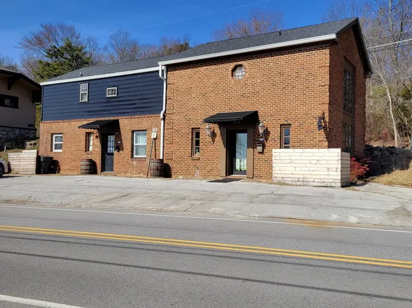 715 Mississippi Ave, Signal Mountain, TN 37377