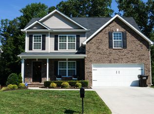 5835 Apple Valley Dr, Knoxville, TN 37924