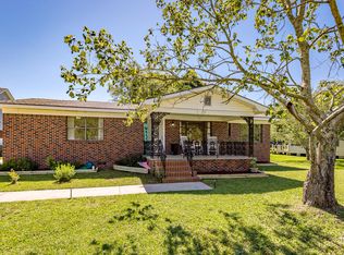 3208 Martin St, Pascagoula, MS 39581