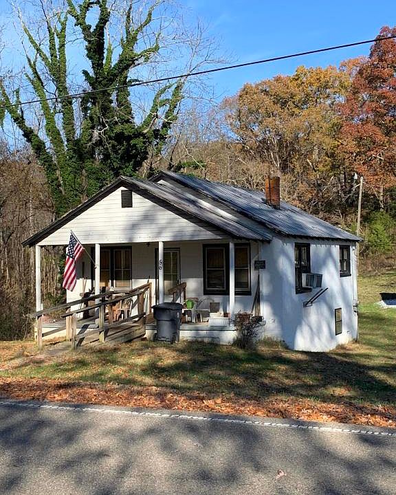 2nd image of 56 Earhart Rd