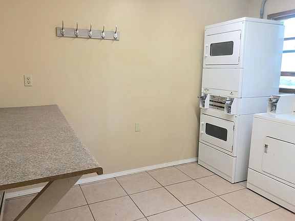 5th image of 507 S Highway 47 APT 23