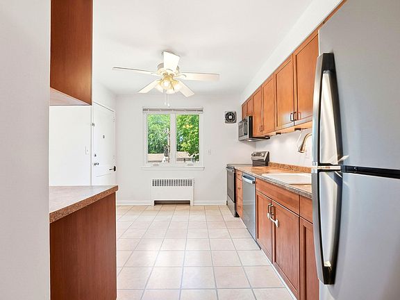5th image of 89D Troy Dr #2017