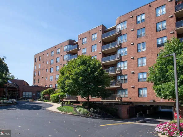 100 Breyer Dr APT 3L, Elkins Park, PA 19027