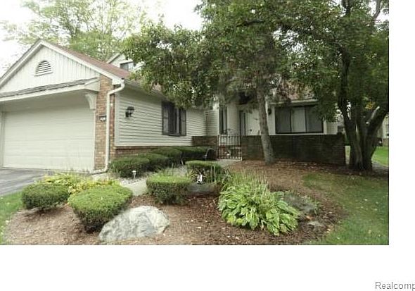 1st image of 6973 Pebblecreek Woods Dr #1