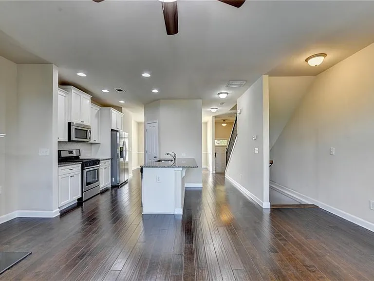 4307 Tacoma Trce — Photo 20