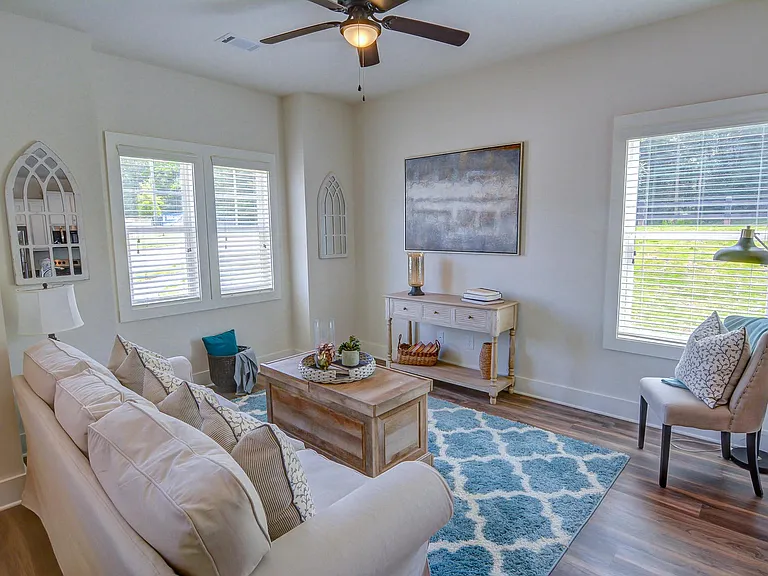 Oakwood Commons By Stella Homes — Photo 6