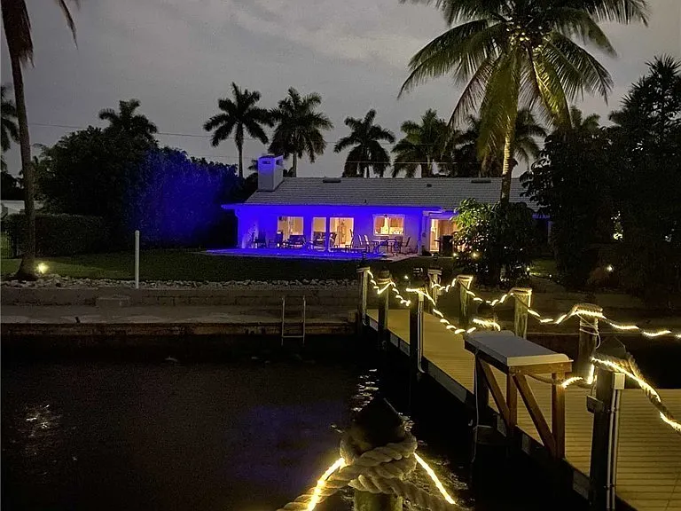 252 Bayshore Dr — Photo 28
