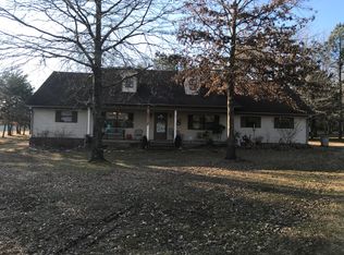 90 Darwin Cir, Cave City, AR 72521