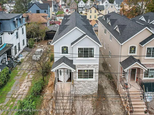 118 Taylor St, Staten Island, NY 10310