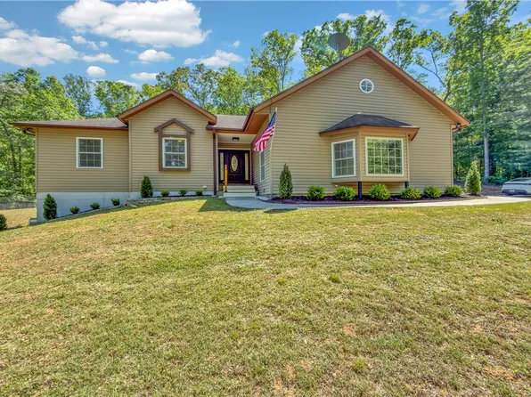 163 Healy Ln, Marietta, SC 29661