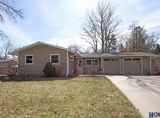 5843 Randolph St, Lincoln, NE 68510