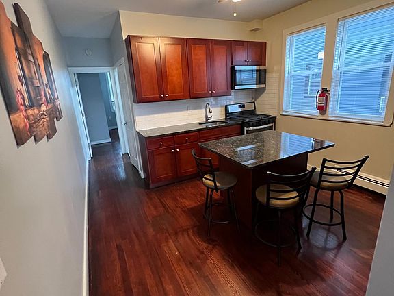 3rd image of 12 Pershing Pl #1