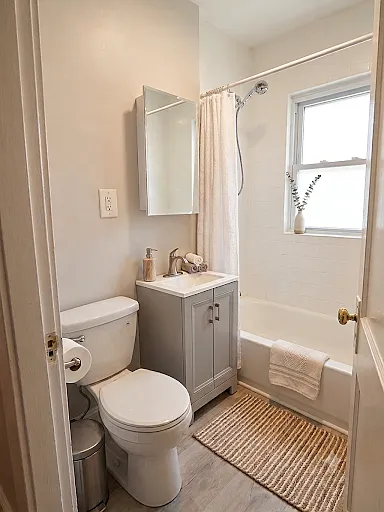 15 Adelaide St #1 — Photo 8