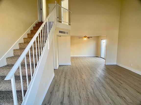 2nd image of 117 Boysenberry Ln