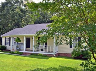 703 Meadow Ln, Cheraw, SC 29520