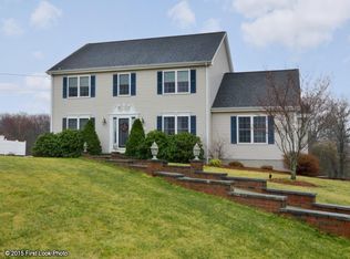 135 Sheldonville Rd, North Attleboro, MA 02760