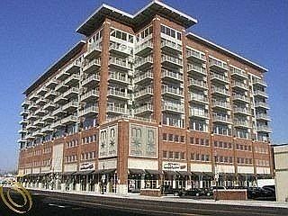 3rd image of 350 N Main St Unit 818