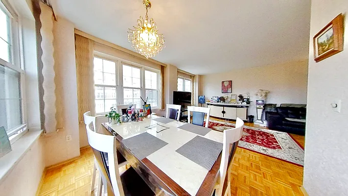 Sold by Remax Edge | media 11