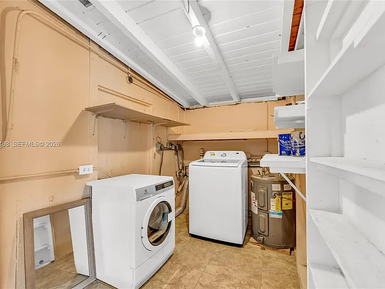 4220 SW 36th St — Photo 15