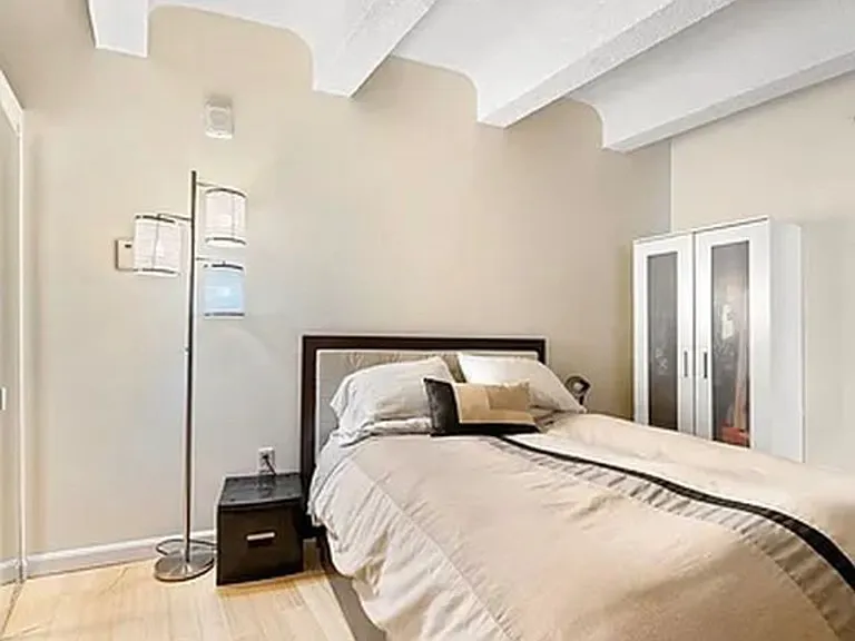 12 Stoneholm St #524 — Photo 3