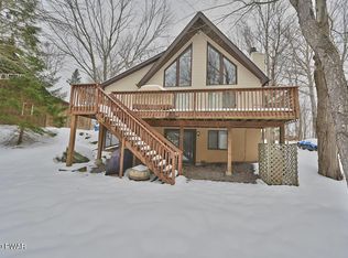 2235 High Point Dr, Lake Ariel, PA 18436