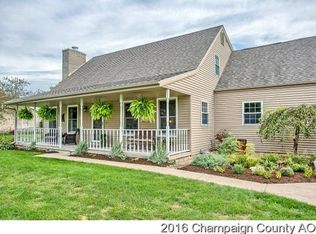 1407 Peters Dr, Saint Joseph, IL 61873