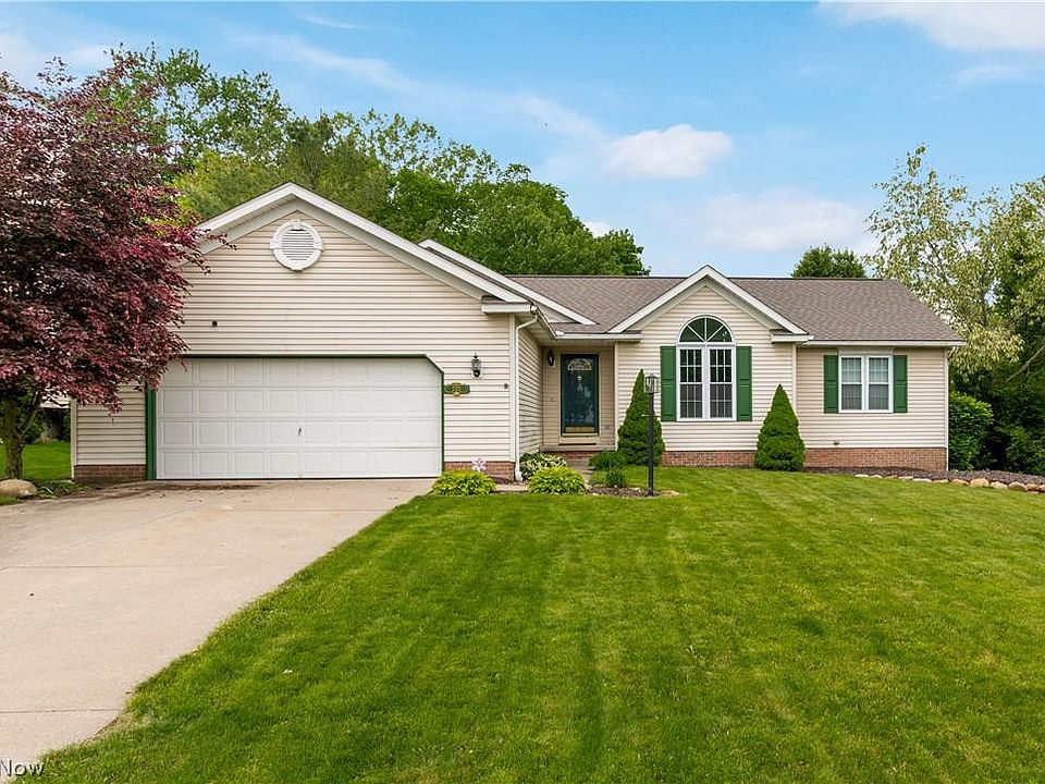 1st image of 2372 N Ridge Dr