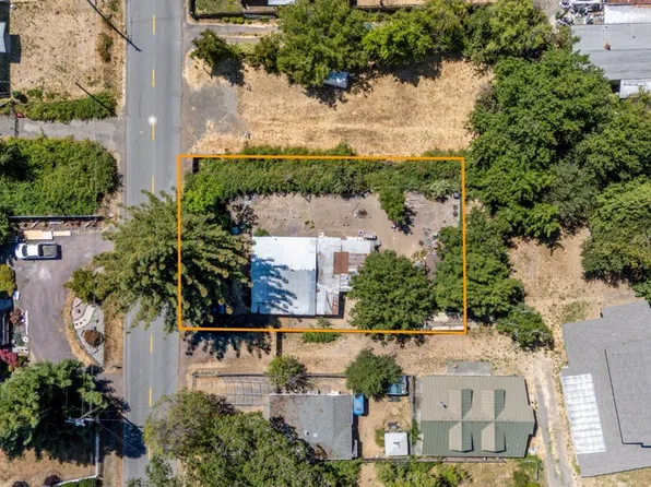 454 Della Avenue, Willits, CA 95490