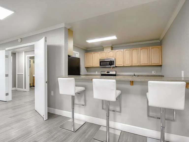Civic Plaza Apartments — Photo 8