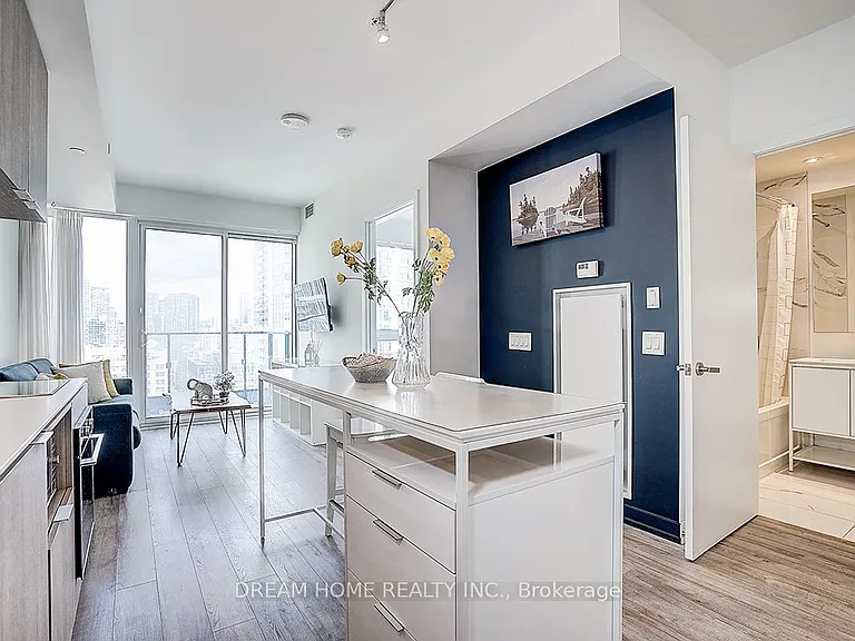 77 Shuter St #2611 — Photo 14