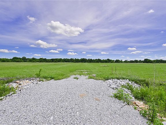 3rd image of W Highway 102