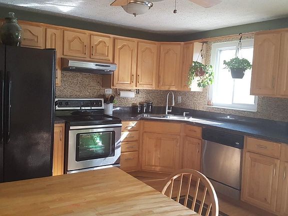 5th image of 8817 Canoe Dr