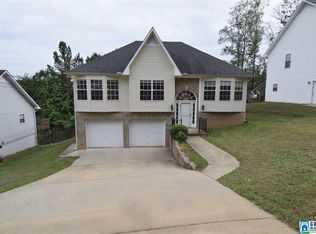 541 Bailey Dr, Birmingham, AL 35215