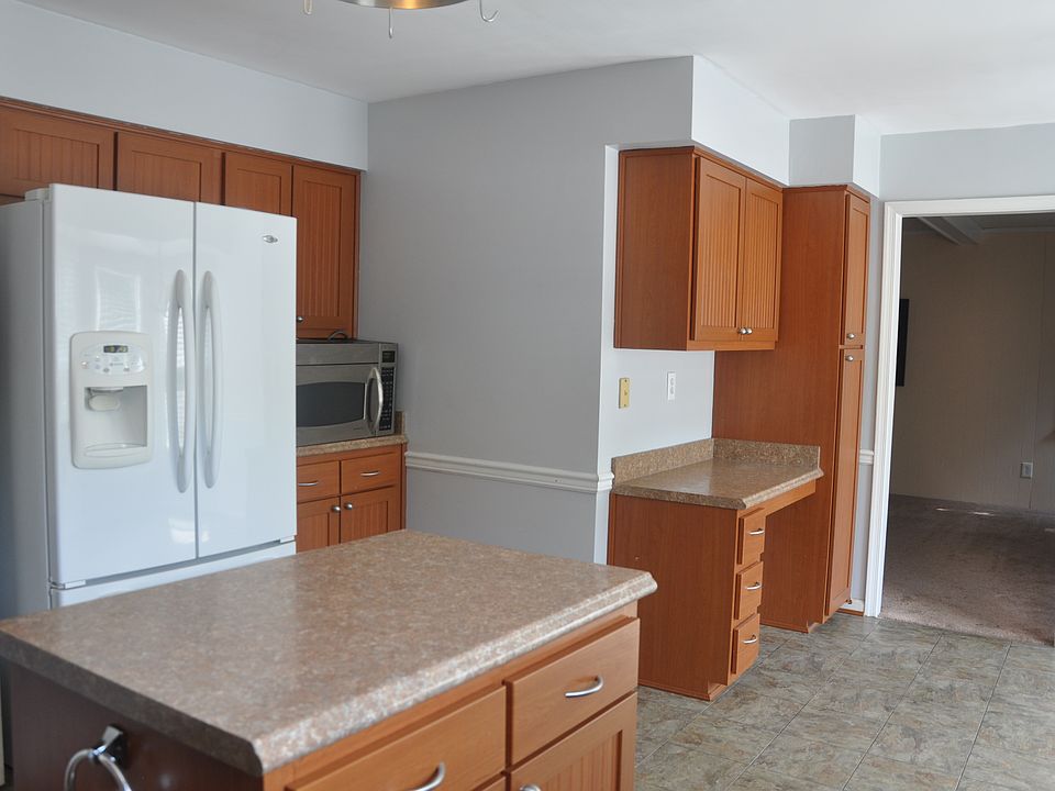 1st image of 1608 Ledge Hill Ct