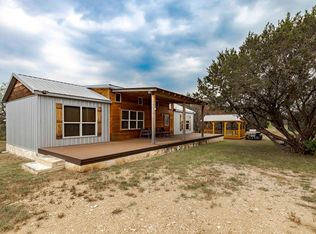 106 Homillus Rd E, Center Pt, TX 78010