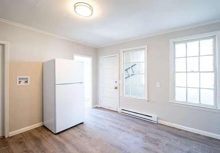 53 Main St #3 — Photo 9