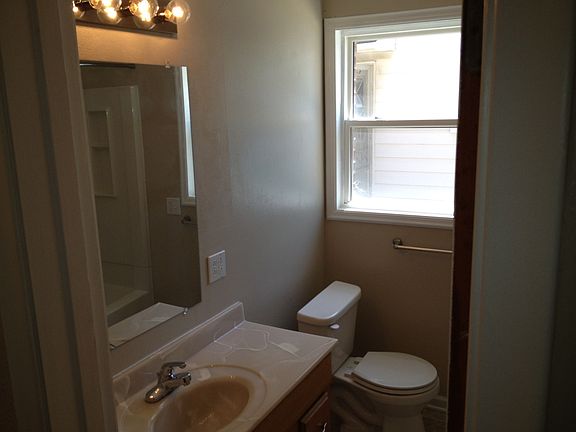 4th image of 3321 Algonquin Pkwy